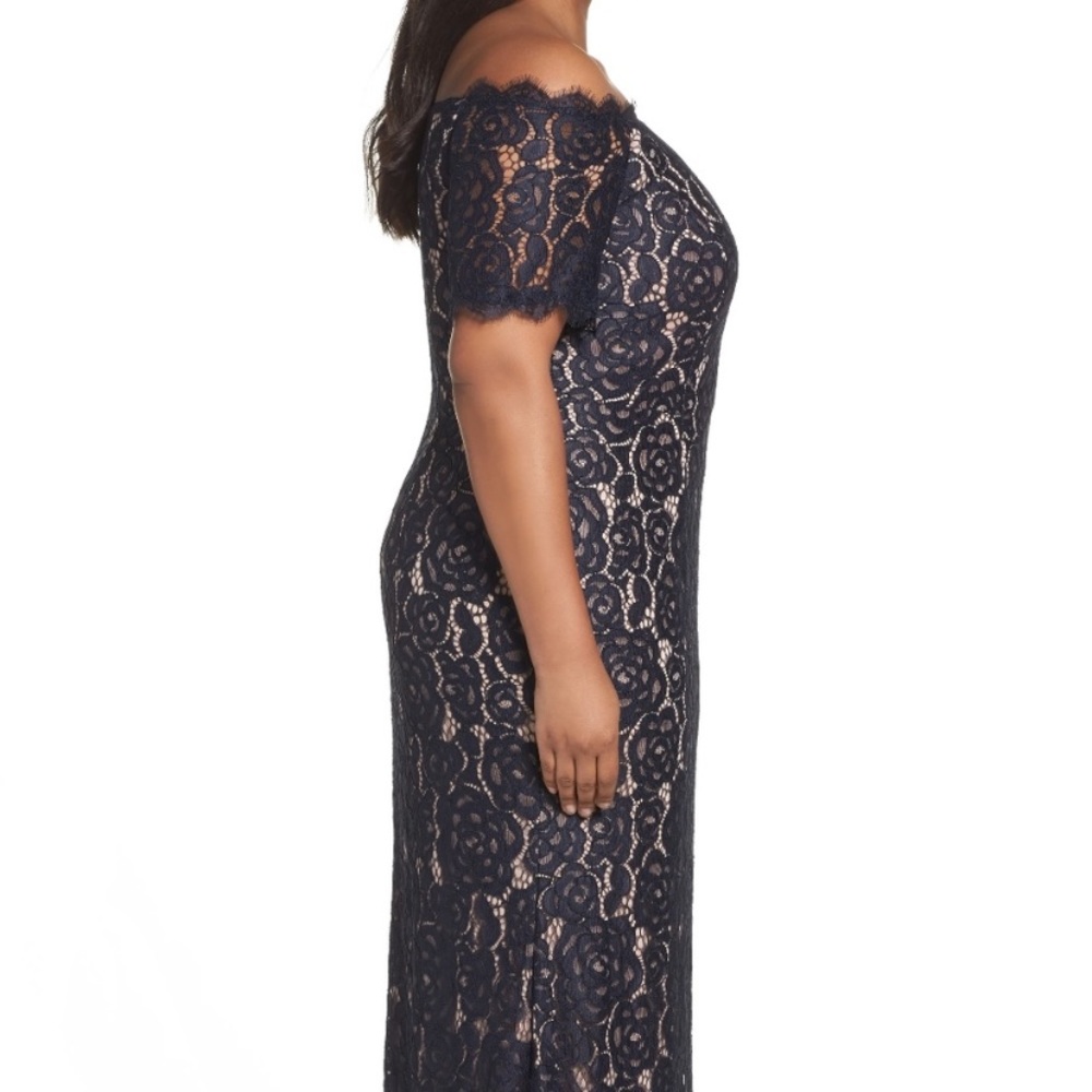 Adrianna-Papell off shoulder lace long Gown - Picture 7 of 11